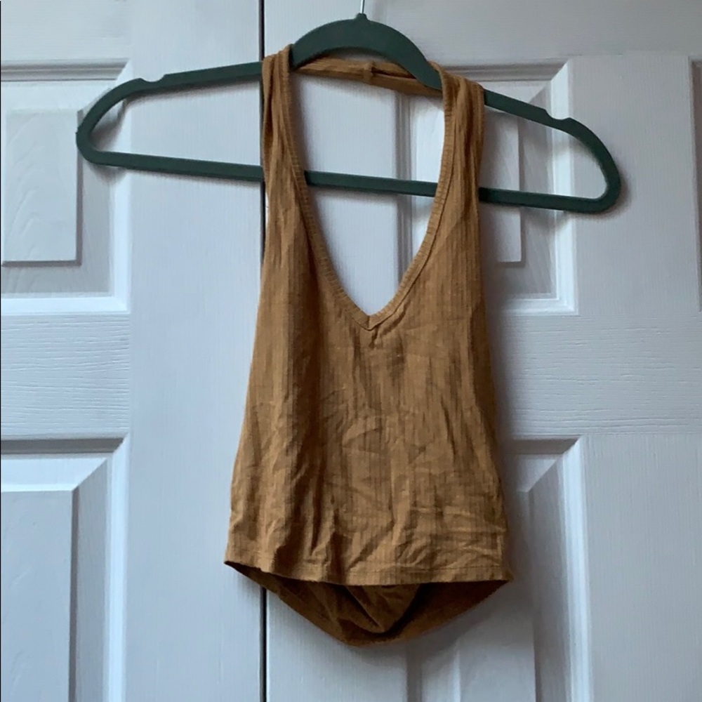 Ribbed halter crop top - M